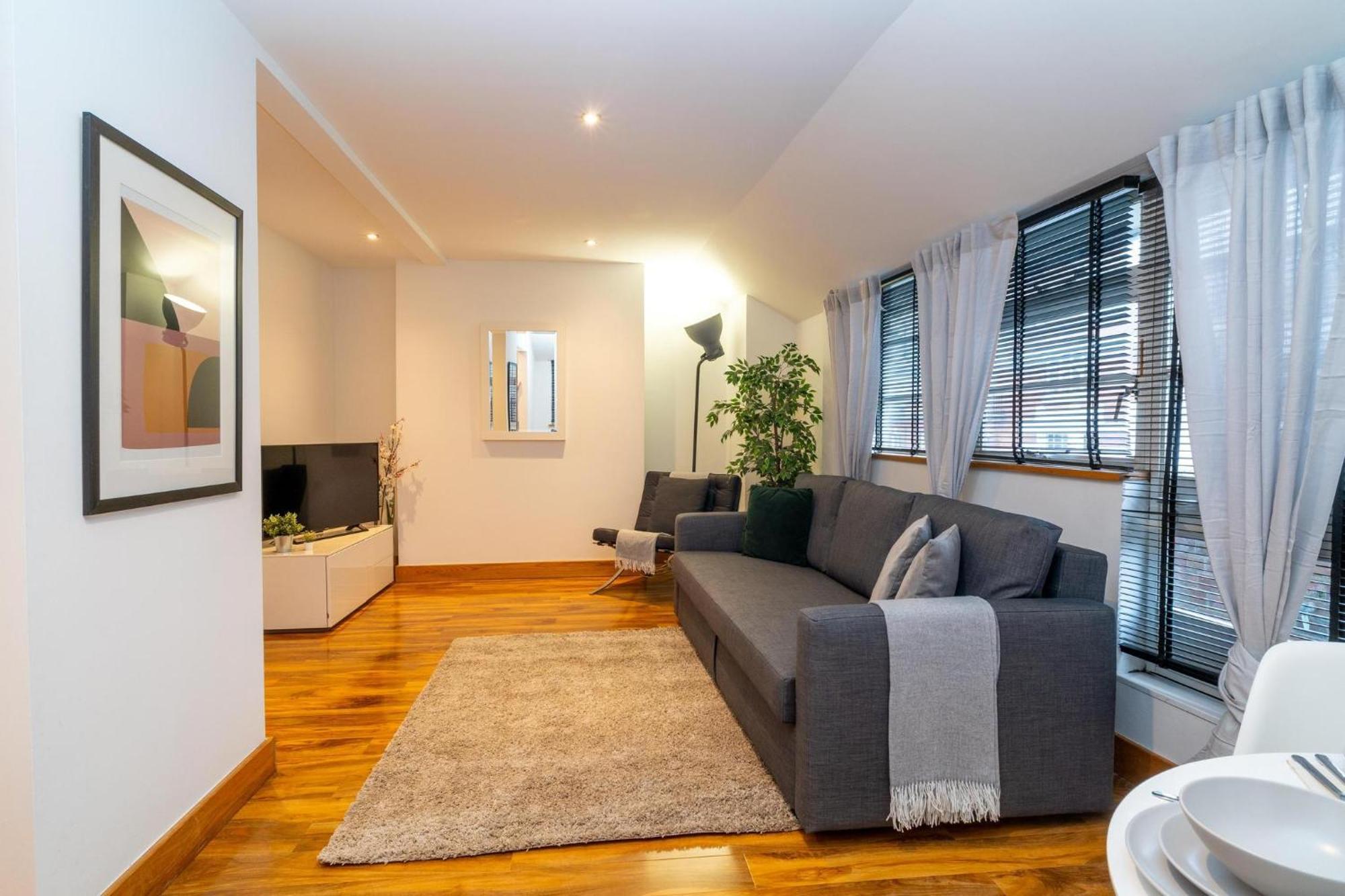Apartment Cuthbert - Heart Of Covent Garden!